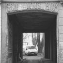 (2001-02) Schramms Hof Muenzgasse 01