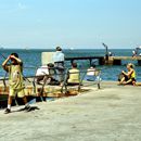 (2001-07) Lissabon 0612 - Siesta an der Rua Ginjal am Tejo-Suedufer