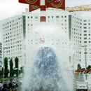 (2001-07) Lissabon 0819 - Oriente - Brunnen im Park der Nationen