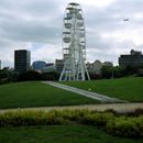 (2001-07) Lissabon 0824 - Avenida Novas - Riesenrad im Jardim Amália Rodrigues