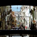 (2001-07) Lissabon 1026 - Blick im Elevador da Bica talwaerts