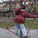 (2005-04) Spielplatz 2045