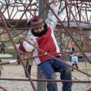 (2005-04) Spielplatz 2052