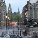 (2005-05) London 2056 Trafalgar Square am Abend