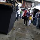 (2005-05) London 3022 Camden Lock Market