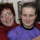 (2006-03) Hof 114 Bianca und Vivian