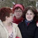 (2006-03) Hof 685 Ziel - Foto mit drei Schwestern