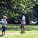 (2009-08) Picknick im Park mit Brit 19