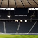 (2014-04) Berlin HF 263 - in und am Olypiastadion