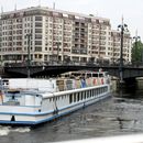 (2014-04) Berlin XF 115 um 10 auf der Spree