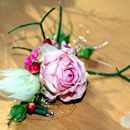 (2016-08-19) HK 7292 - Die kleine Hexe produziert Blumenschmuck