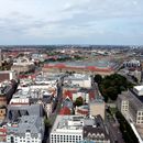 (2016-08-20) HK 7428 - Blick vom Panorama-Tower zum Bahnhof