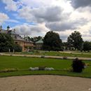 (2016-08) LM 16114722 - Am Schloss Pillnitz