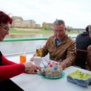 (2018-04) Dresden-Tour HK 045 - Geburtstagskuchen an Bord