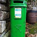 (2019-10) Irland HK 23786 3 - Briefkasten vor Bunratty Castle