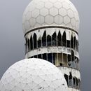 (2024-05-25) - 3938 - Grunewald - Teufelsberg mit Abhörstation; großer Radarturm